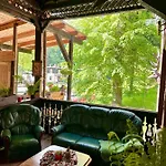 Hotel Szklarski Dworek *