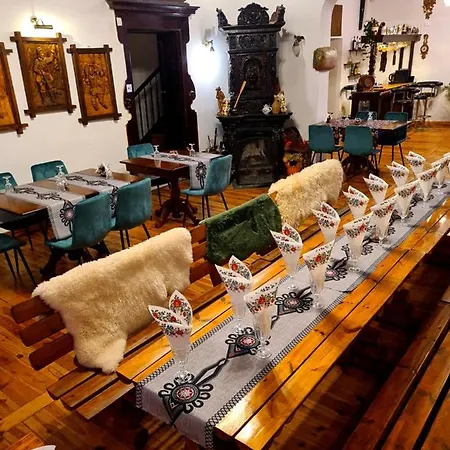 Szklarski Dworek 호텔 스클라르스카포렘바