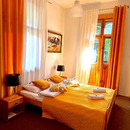 Szklarski Dworek * 스클라르스카포렘바