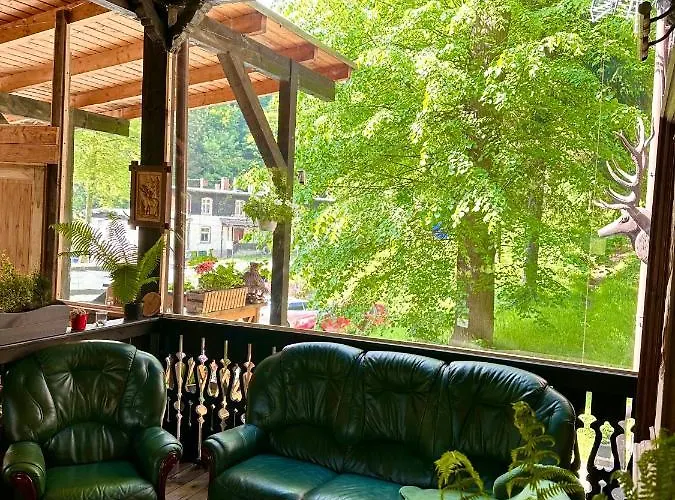 Hotel Szklarski Dworek *